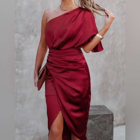 CUPSHE Women's Satin Dress Backless One Shoulder Short Sleeves Midi Sz Small - Picture 3 of 12